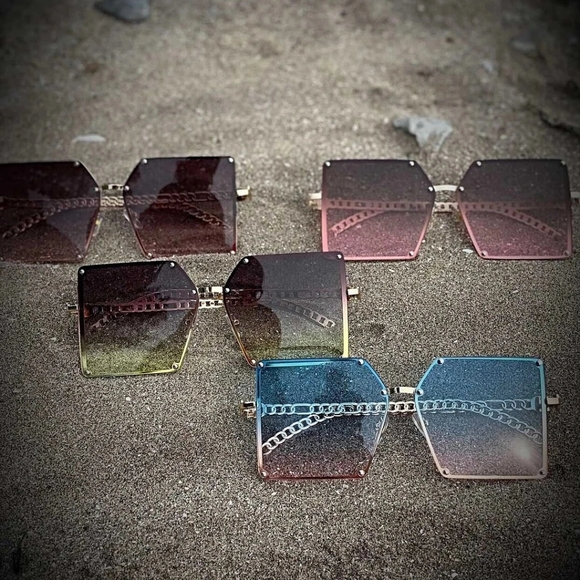 Sunglasses - Picture 4 of 4